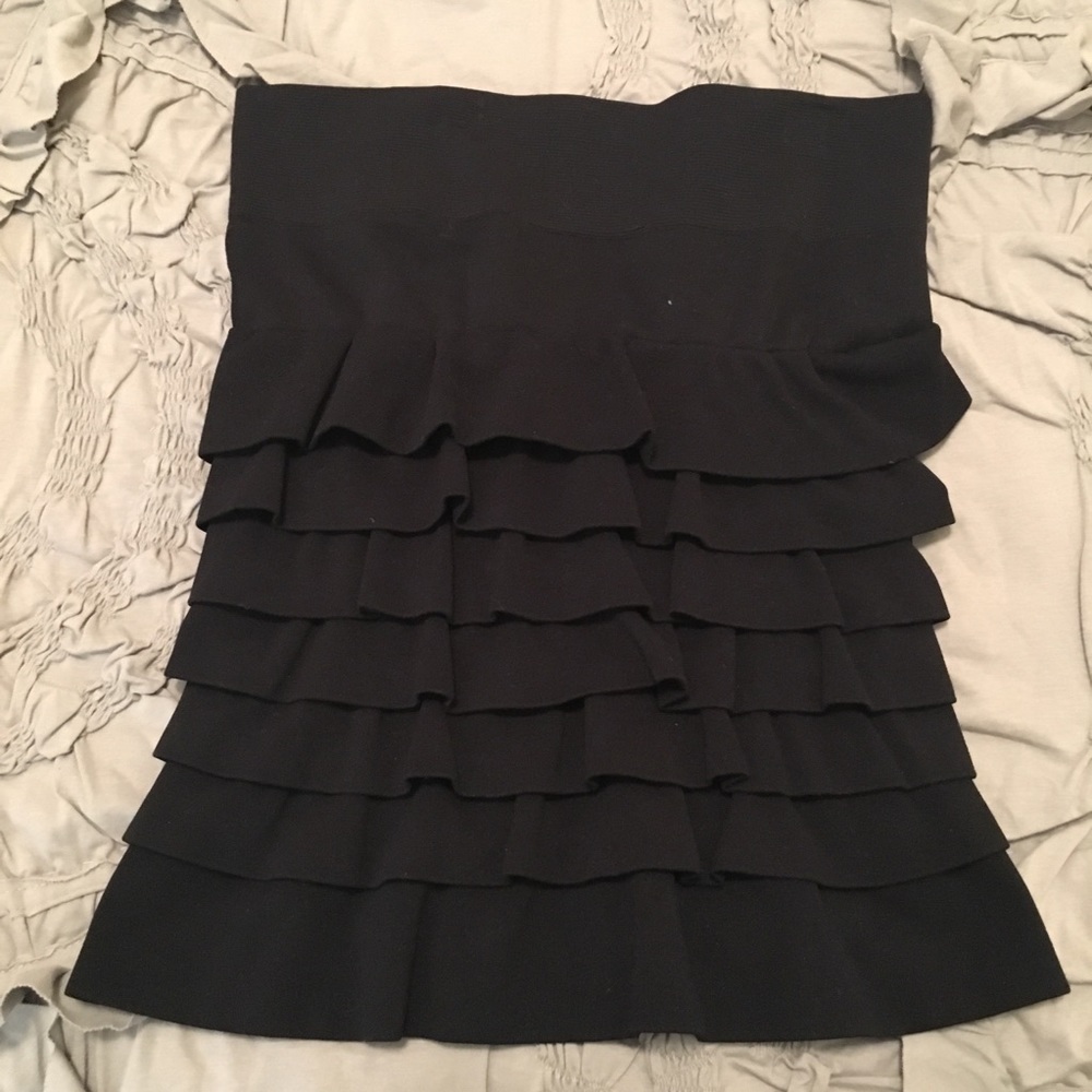 NikiBiki Seamless Layered Miniskirt • XS/S